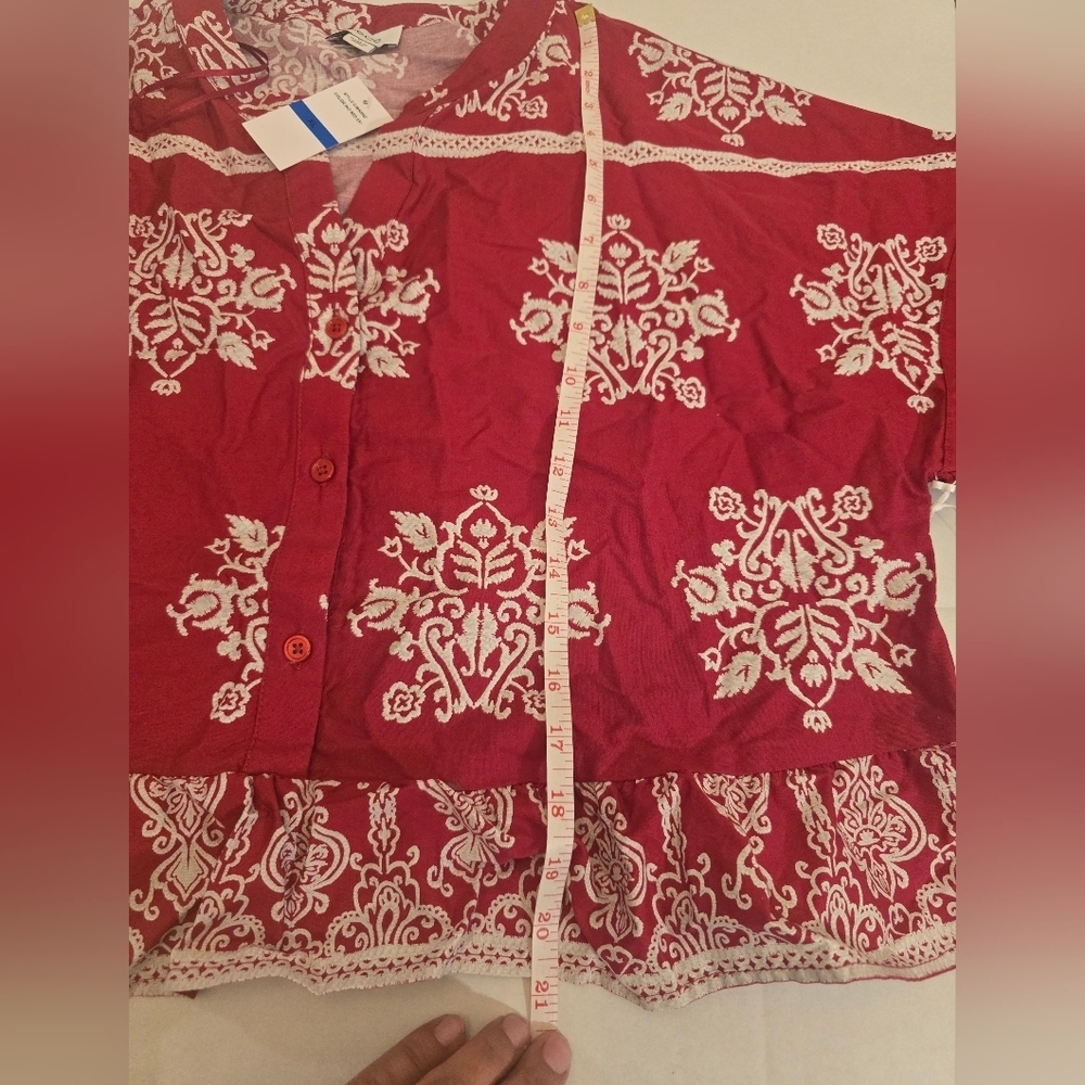 CeCe Rio Red Cropped Top Size Extra Large - Picture 2 of 7